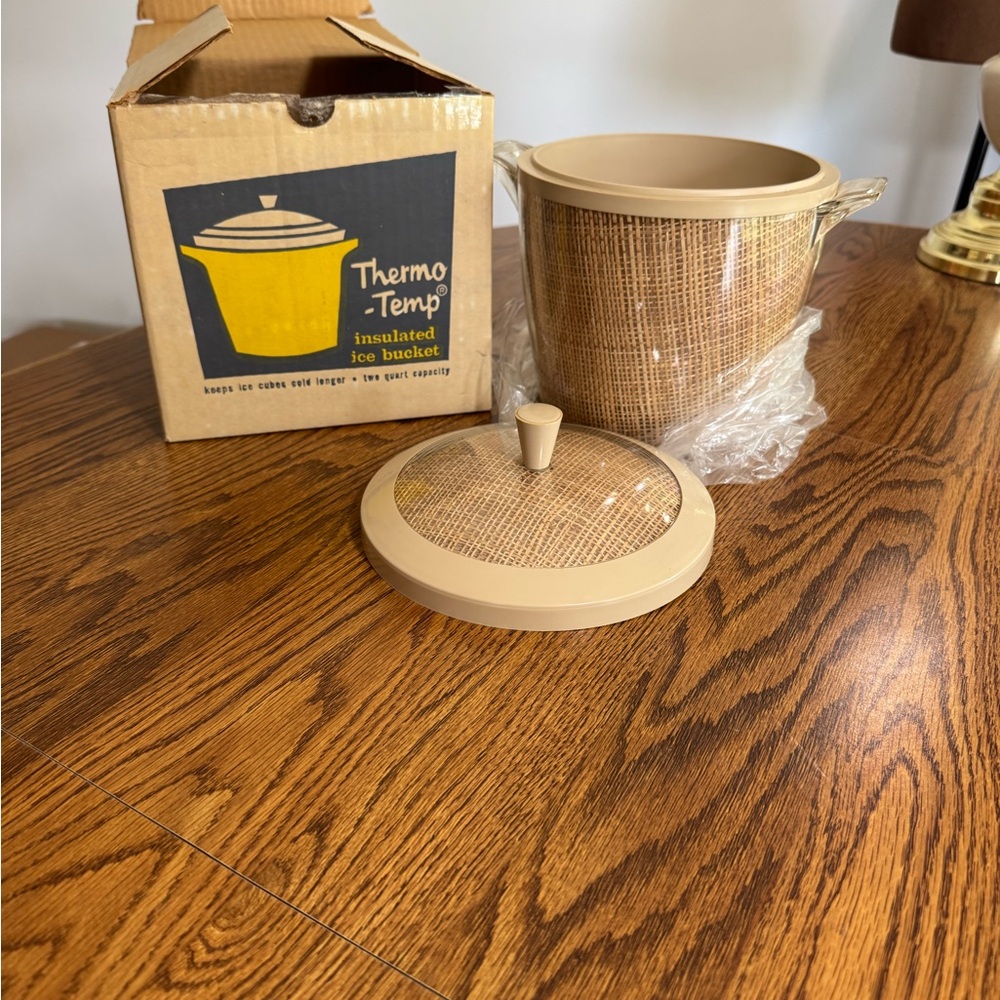 Vintage Mid Century Plastic Temp Raffia Burlap Ice Bucket